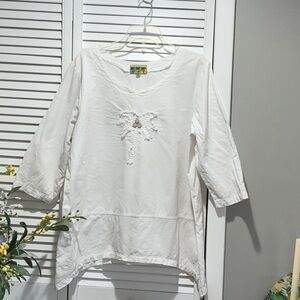 White Embroidered 3/4 Sleeve Top